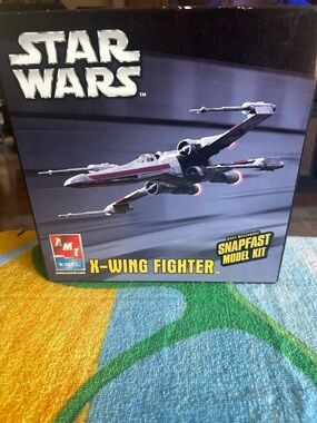 MT Star Wars X-Wing Fighter SnapFast Model Kit - Black & Gray with Red Accents